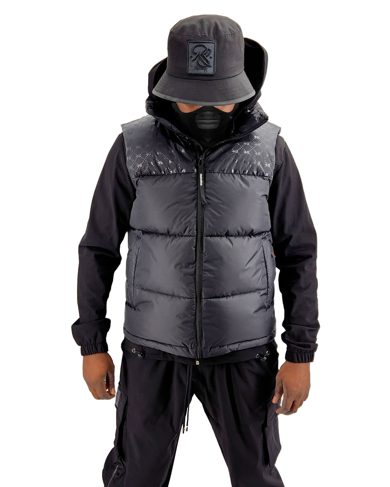 REDFILLS X HELVETICA PATTERN BLACK SLEEVELESS PUFFY JACKET